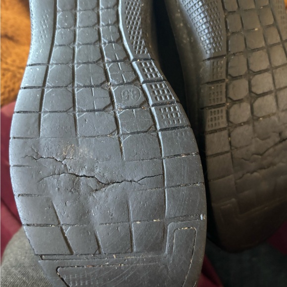 Well Worn Womens Shoes - Picture 4 of 4